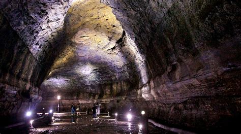 Visit Manjanggul Lava Tube Cave In Gujwa Expedia