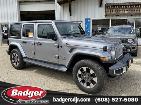 Show off and pick your color! Pre-Owned 2018 Jeep Wrangler 4-Door Unlimited Sahara SUV ...