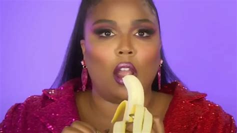 Lizzos Eating Bananas Post Goes Viral Amid Accusations Of Sexual