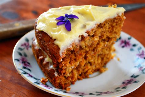 Foods high on the glycemic index release glucose rapidly. Low GI Carrot Cake | Low gi desserts, Low gi foods, Low gi