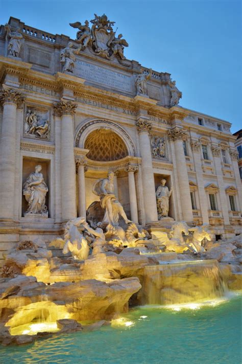 Experiencing The Beautiful Trevi Fountain In Rome Ambition Earth