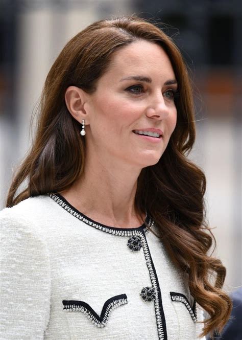 Kate Middleton Sports Sun Kissed Blonde Highlights For The New Summer