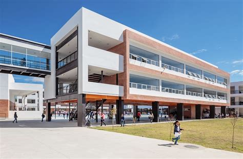 Unidad Educativa Municipal Calderón Arqa Colegios Arquitectura