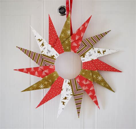 Origami Star Wreath From Paper Christmas Christmas Crafts Origami