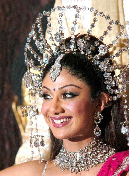 Shilpa Shetty With Diamond Jewellery