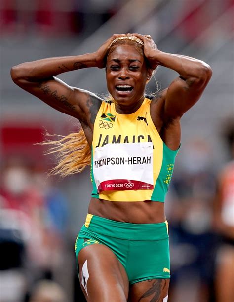 Jamaicas Elaine Thompson Herah Wins Olympic 100 Meter Race Popsugar Fitness Uk Photo 4