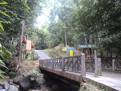 The name is sungai sendat and it is only about 45mins away from kl city center. Sungai Sendat Escapade: Did you know about Sungai Sendat???