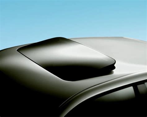 Video showing the webasto h900 (tvs900) power sunroof. Custom Sunroofs