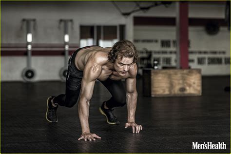 Photo Sam Heughan Mens Health South Africa Feature 01 Photo 3933136