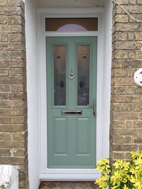 Composite Door Colours Fareham In 2021 Green Front Doors Composite