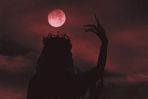 Pin By Kʀɪs Xt On Witchy Fantasy Aesthetic Gothic Aesthetic Witch