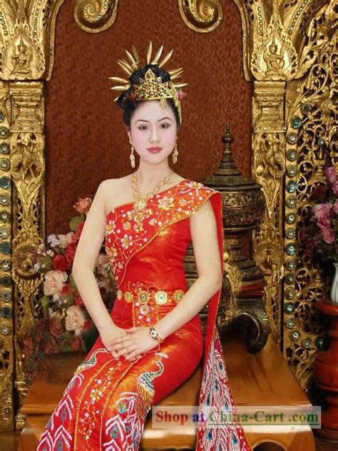 Traditional Thai Wedding Peacock Dress Complete Set Traditional Dresses Thai Wedding Dress