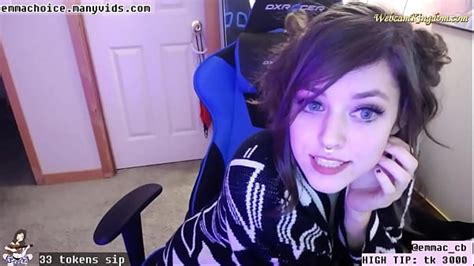 Skinny Streamer Flashing Tits And Ass On Webcam Xxx Mobile Porno