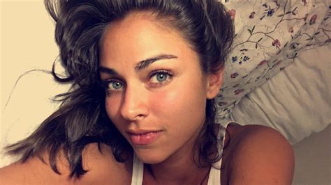 One of seven children, she was born in ridley park, pa. Claudia Martín - Telenowele
