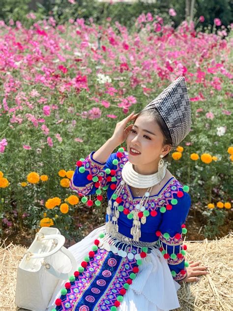 Pin by Love2u on Hmong Beautiful | Hmong clothes, Hmong design, Hmong dress