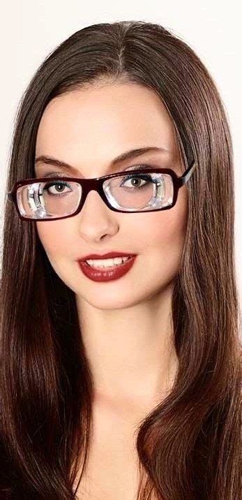Pin By Stefan Daskalov On Sg Girls With Glasses Glasses Eyeglasses