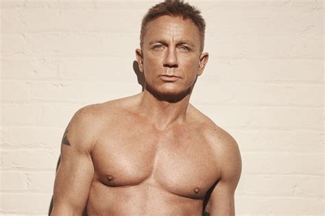 Daniel Craig 52 Poses Shirtless In Gq Talks Retiring From Bond