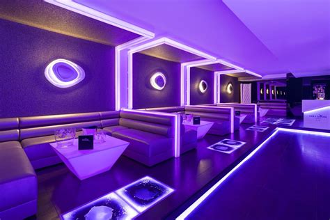 Diseño by U Design en Discoteca MASK KRION translucido Lounge Design