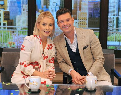 Kelly Ripa And Ryan Seacrest From 2018 Pcas Nominees Best Celeb