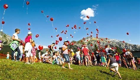 Jan 01, 2021 · april feiern die niederländer den geburtstag ihres königs willem alexander. Nationalfeiertag Schweiz: Veranstaltungen für Familien