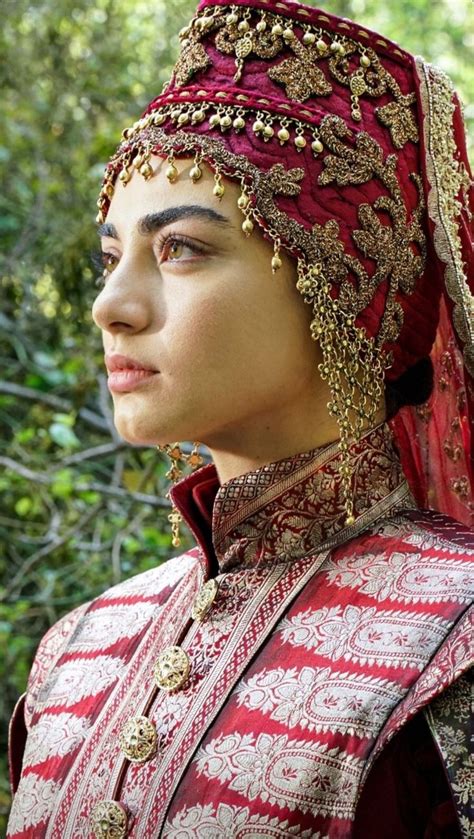 Özge Törer Bala Hatun In 2021 Turkish Women Beautiful Beautiful