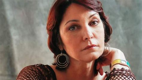 La Escritora Cubana Da Na Chaviano Gana Un Premio Internacional De Literatura Con Su Pa S De