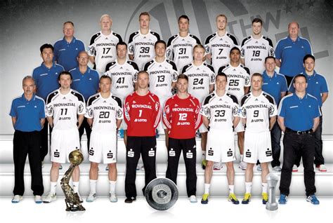 *thw kiel* ich hab glaub ich schon erwähnt das der thw kiel mein absoluter lieblingshandballverein ist. THW Kiel: Die Meister-Mannschaft 2012/2013