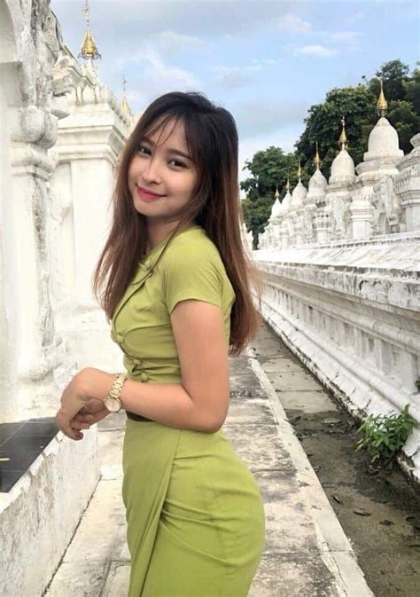 ปักพินโดย Khanh ใน Myanmar Cutie กระโปรงสั้น สาวสวย