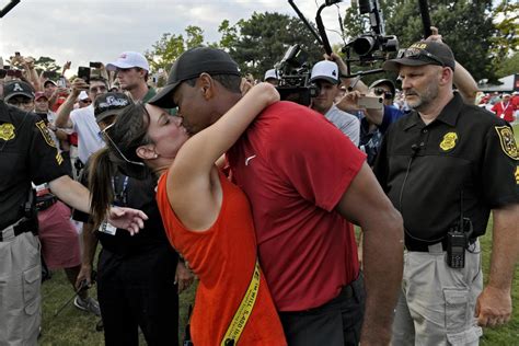 Tiger Woods Wins Golf Digest Gets A Man Out Of Jail And Paulina