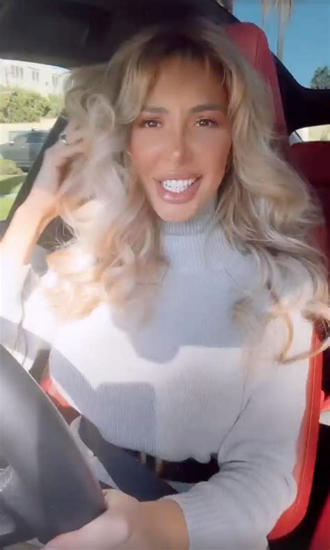 Teen Mom Farrah Abraham Recklessly Films Video On Phone While Driving