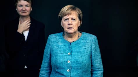 Kanzlerin Auf Abruf Geht Merkel 2021 Mit 67 Jahren In Rente Politik