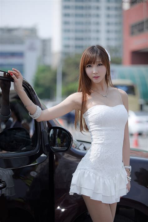 Xxx Nude Girls Lee Yoo Eun For Nissan Cube