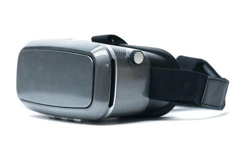 VR KiX Virtual Reality Headset - Carbon Fiber | Virtual reality headset, Virtual reality ...