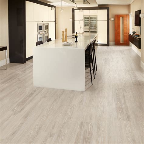 Which Is The Best Karndean Flooring What Are The Best Luxury Vinyl Tiles An In Depth Review Of