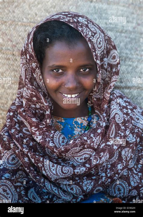 Portrait Of A Smiling Afar Tribe Teenage Girl Afar Region Afambo