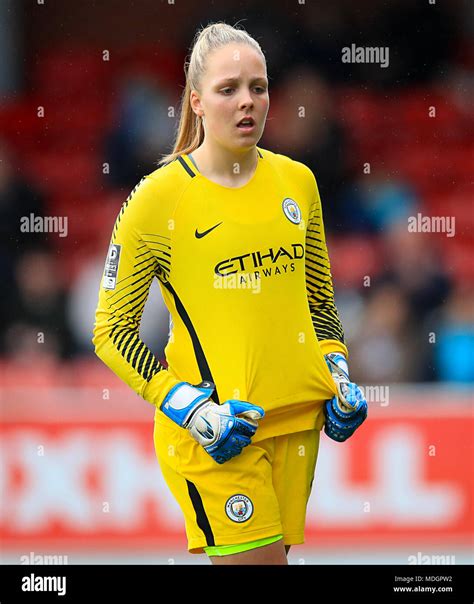 Manchester City Women Goalkeeper Ellie Roebuck Stock Photo Alamy