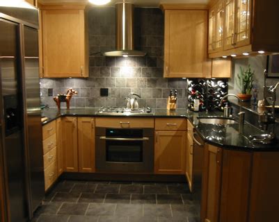 Notice the crown molding and hardware from cliqstudios. Kitchen Ideas with Maple Cabinets | Creative Home Designer