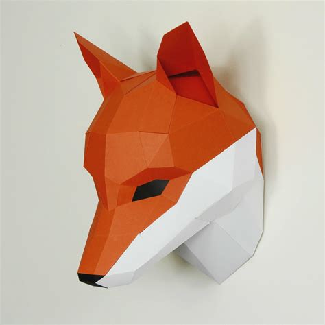 This will correct the problem. Fox Trophy Mask - Wintercroft