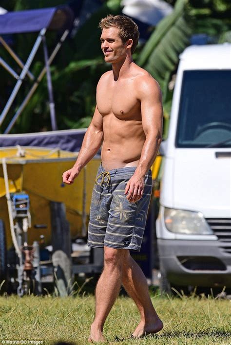 Kyle Pryor Shows Off His Washboard Abs While Filming For Home And Away