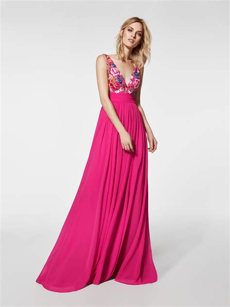 Completo pantalone abito da cerimonia per signora taglia forte elegante barca al collo lungo chiffon senza maniche con perline 2021. Abito cerimonia donna sera lungo PRONOVIAS mod. GRETEL ...