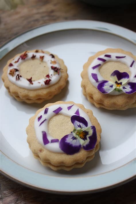 Rosie Makes Floral Empire Biscuits Everything Looks Rosie