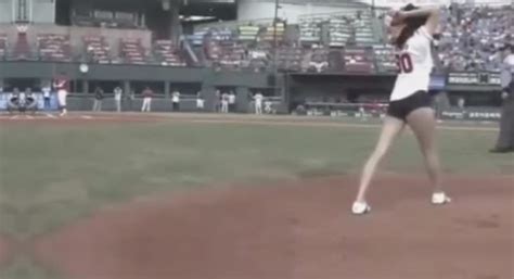 Korean Girl Impresses Audience With First Pitch Sports Video Ebaum S World