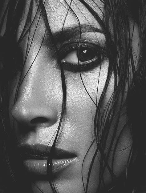Wet Close Up Of The Beauty Christy Turlington Luvtolook Virtual