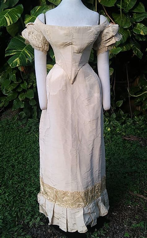 Bustle Ball Gown C1880s Ball Gowns 1850s Ball Gown Gowns
