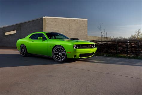 Dodge Prices 2015 Challenger Lineup 707hp Srt Hellcat From 59995