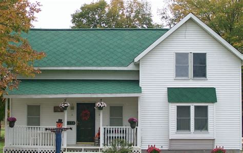 Hunter Green Shingles On House Hileace