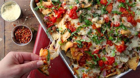 You get the comfort of nachos, with any of your favorite pizza toppings. Supreme Pizza Nachos Recipe
