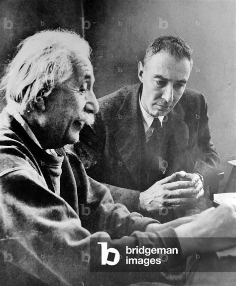 Albert Einstein Et Robert Oppenheimer 1947 Photo En Noir Et Blanc By