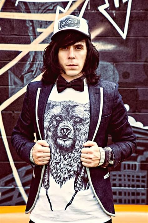 Welcome @soulglophl to the #epitaphrecords family! Solomon Olds (Soul Glow Activatur) | Family force 5 ...