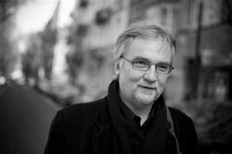 „anegdotyczność życia pilcha tłamsiła jego pisarstwo. Jerzy Pilch z żoną chcieli założyć wydawnictwo